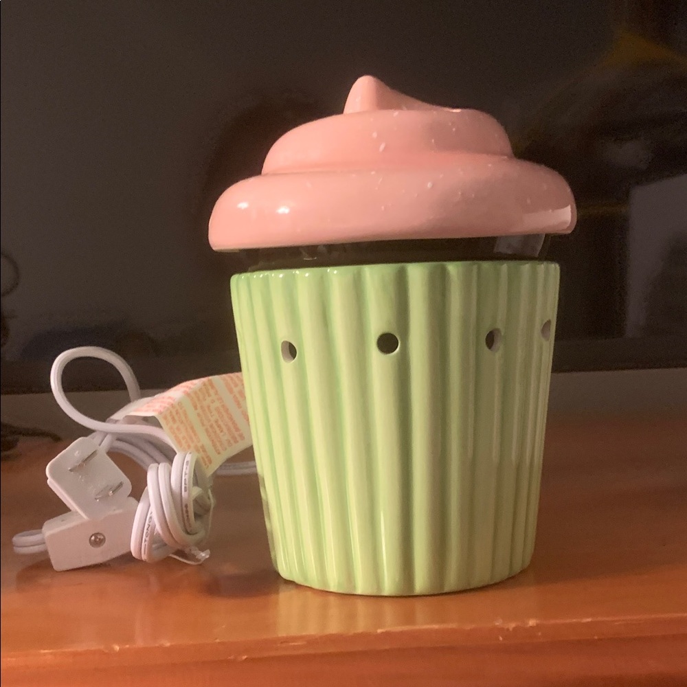 Scentsy warmer